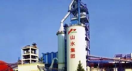 山水水泥控制權(quán)之爭最初爆發(fā)于2015年。天瑞集團(tuán)以巨資趁內(nèi)亂之際進(jìn)入山水水泥，以占股28.16%成為其第一大股東。