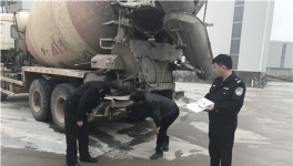 五一”小假期將近 撫州交警探班水泥廠