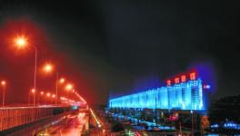 亞洲最大水泥筒倉(cāng)群成新夜景