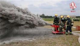 水泥也成了滅火器!這是消防官兵和專家一起研發(fā)出來(lái)的