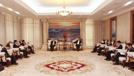 高登榜董事長(zhǎng)會(huì)見振華重工集團(tuán)黃慶豐總裁