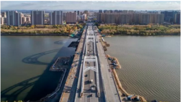 長青跨渾河橋首次采用了ECO改性聚氨酯混凝土橋面施工技術(shù)