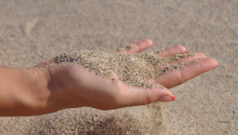 沙漠砂建房！這是有多缺砂？