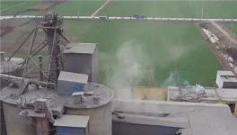 旅游景點(diǎn)附近水泥廠因污染嚴(yán)重 被曝光!(組圖)