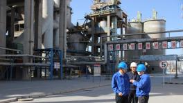 集團(tuán)公司領(lǐng)導(dǎo)深入干法二廠檢查指導(dǎo)工作