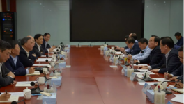 中建材董事長參加淮海中聯(lián)項(xiàng)目調(diào)研座談