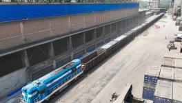 破萬(wàn)噸！這趟“水泥專(zhuān)列” 直達(dá)浙江！