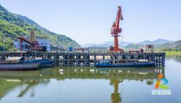 1000噸！首批優(yōu)質(zhì)水泥通過水路運抵這一港口！