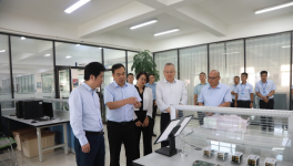 海螺集團(tuán)黨委書記、董事長(zhǎng)楊軍蒞臨東方測(cè)控調(diào)研